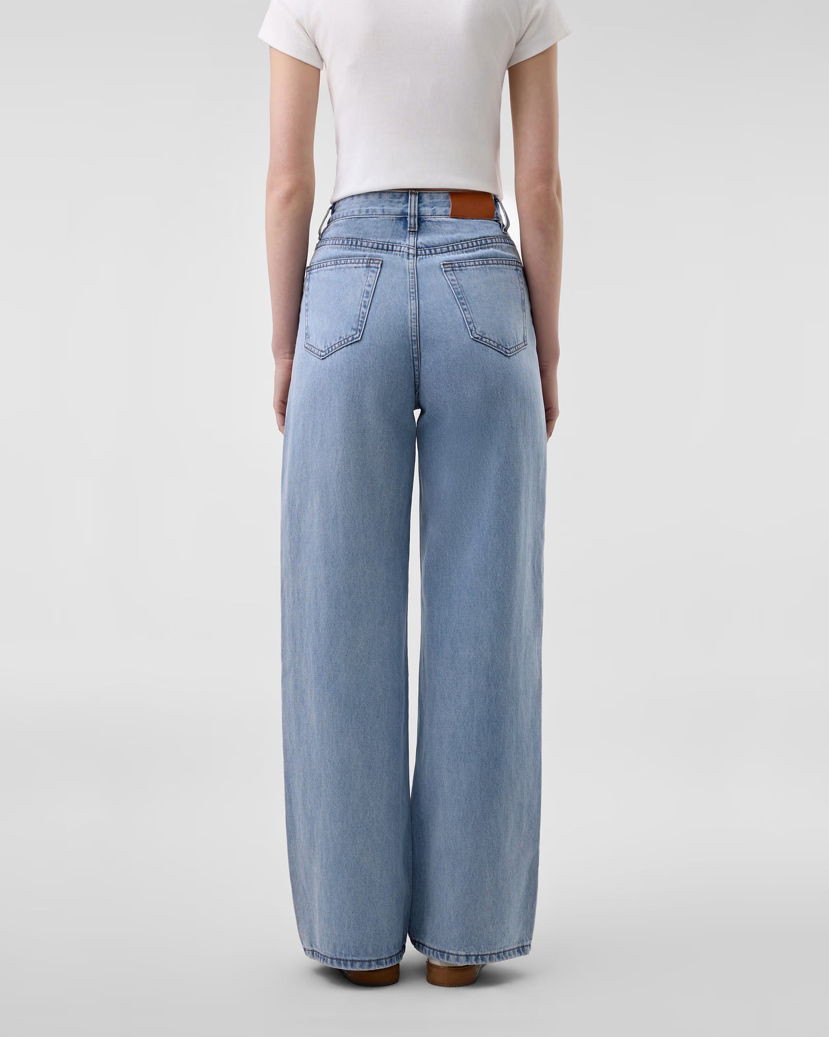 The Everyday Soft Wide Jean