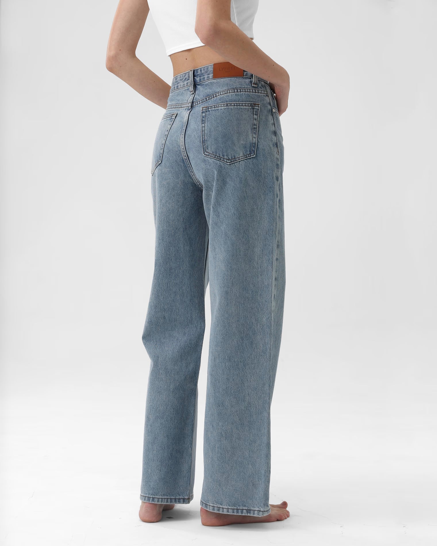 The Everyday Rigid Wide Jean