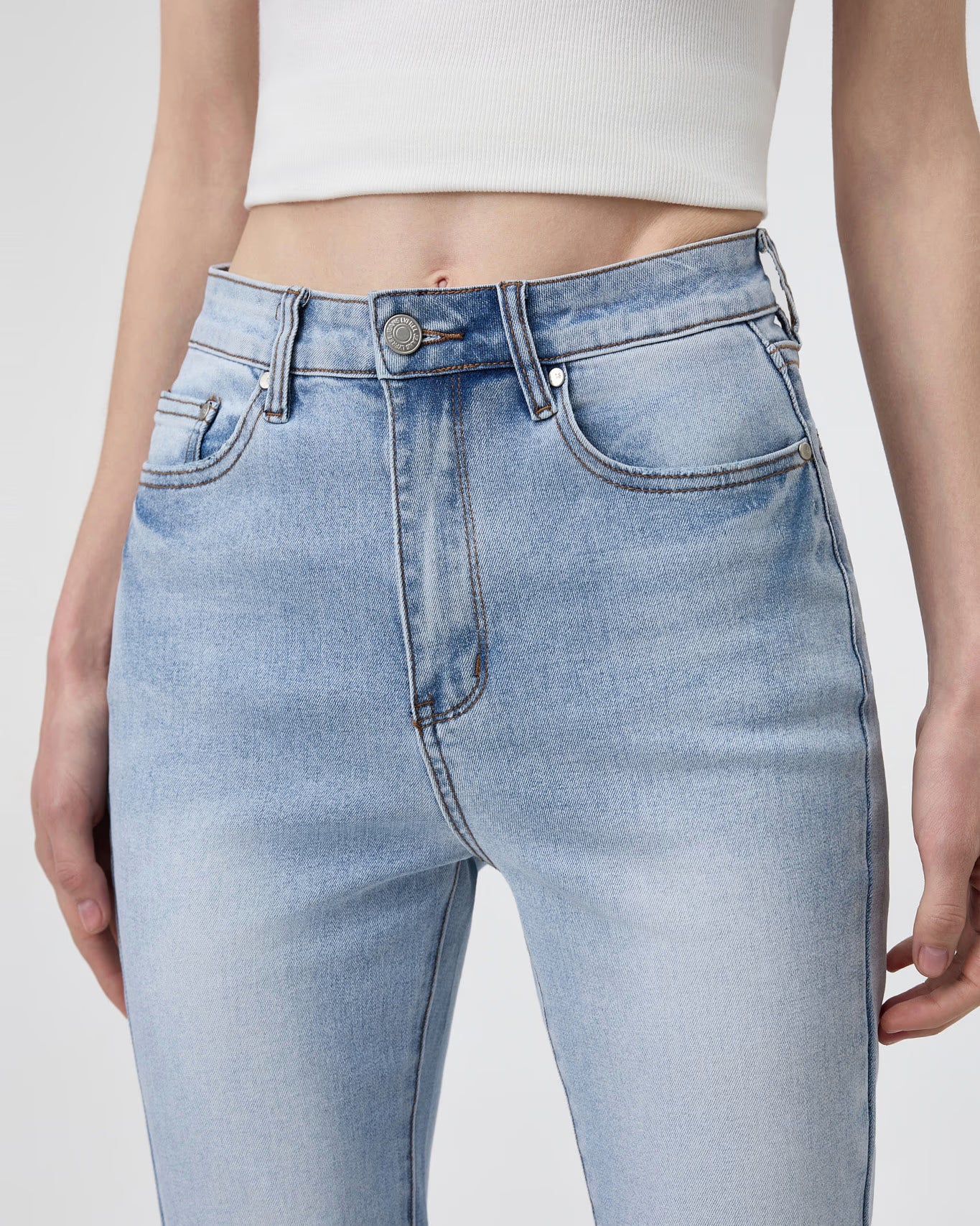 The Date Flare Jean