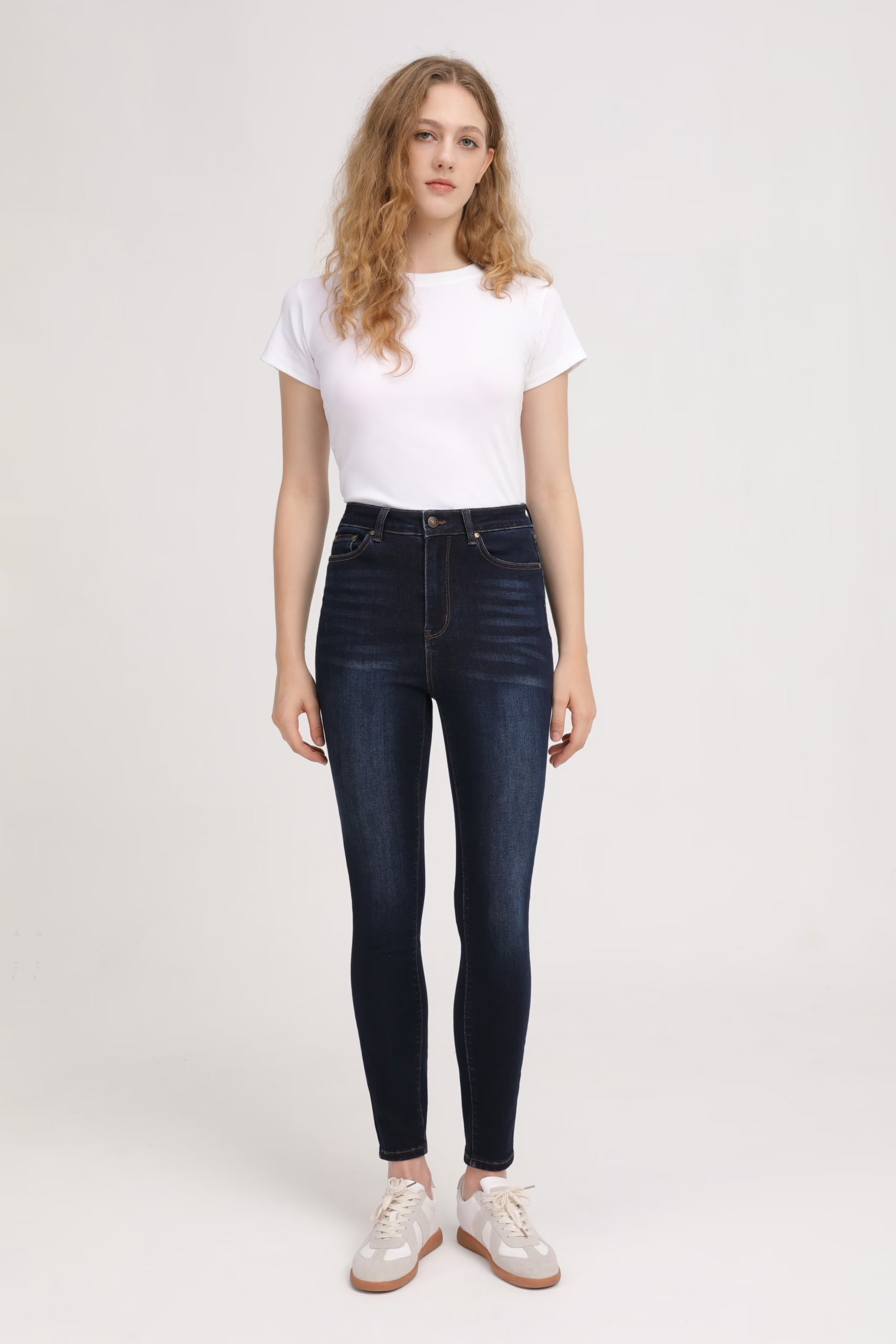 The Second Skin Jeans image 4