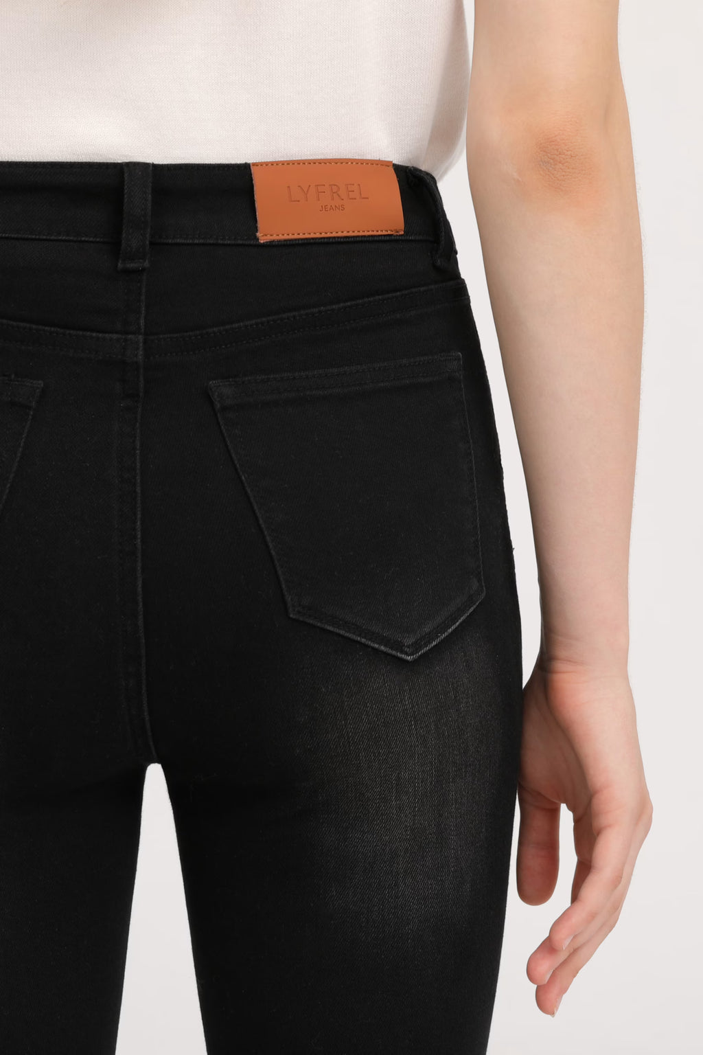 The Second Skin Jeans image 2