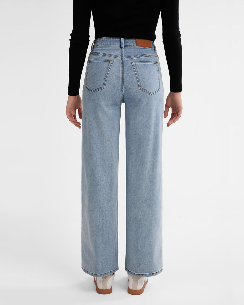 The Everyday Comfort Wide Jean