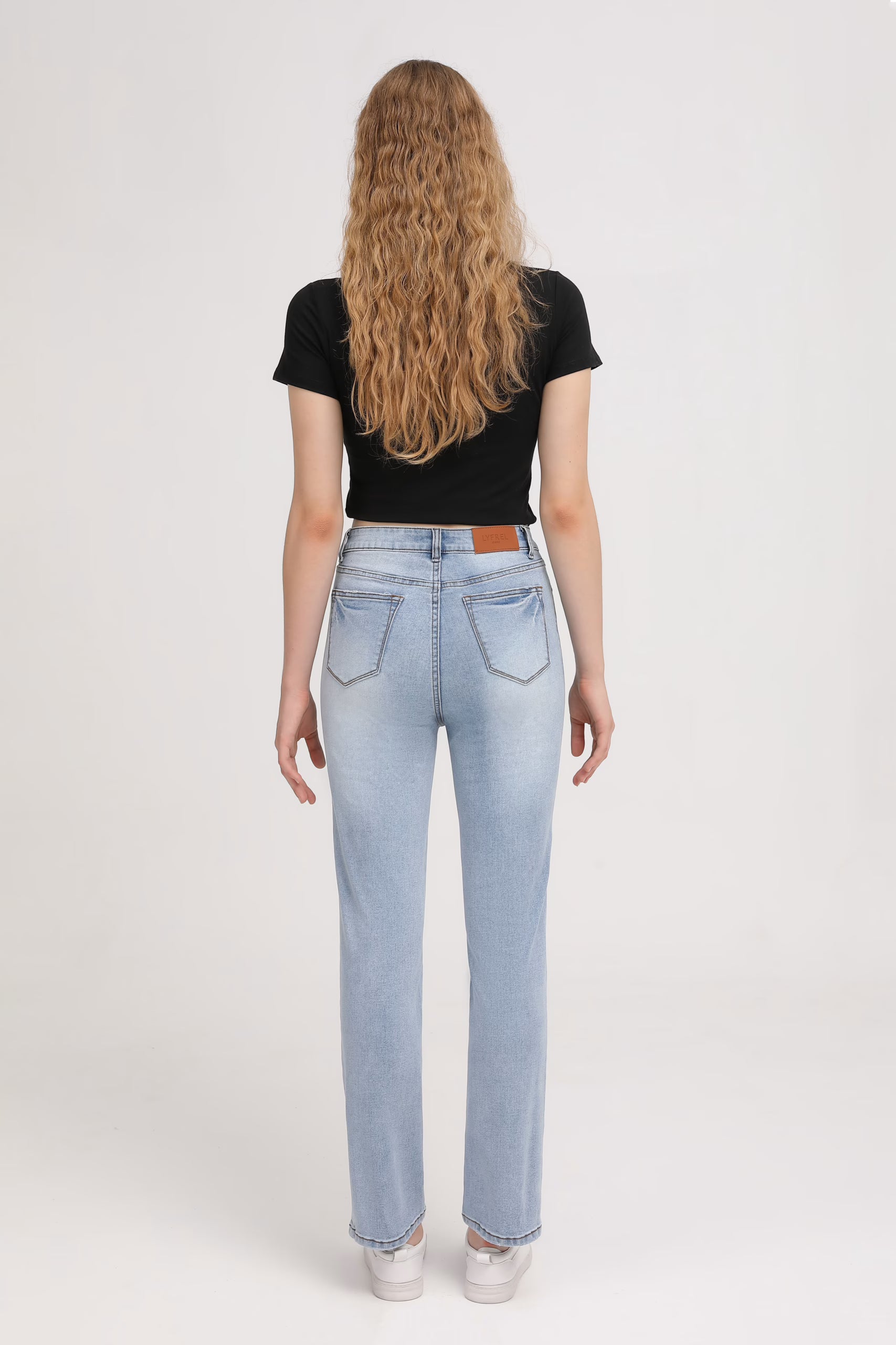 The Light Pack Jeans image 3